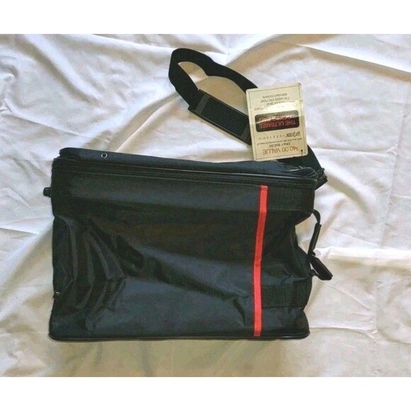 NWT The Ultimate Locker Gym Bag Black w/Shelf Strap Lady Stetson - Picture 1 of 8